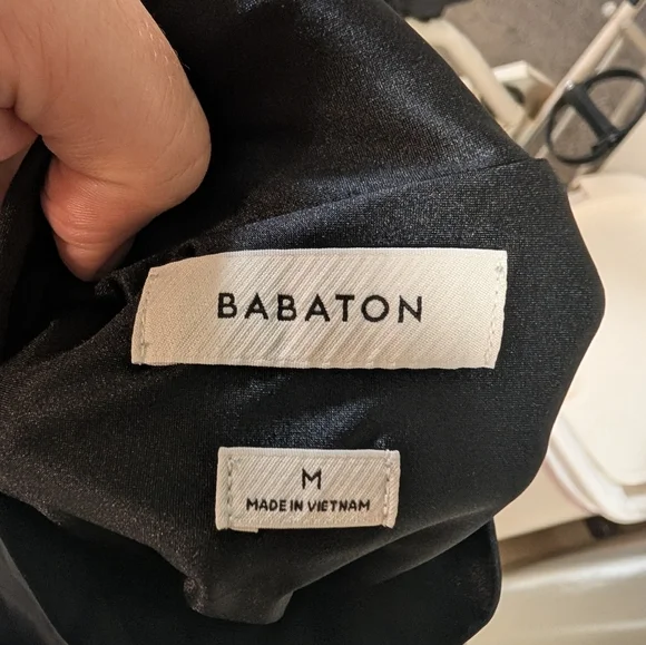 Babaton by Aritzia Black Satin Long Sleeve Mock Neck Blouse – Size M - Picture 5 of 5